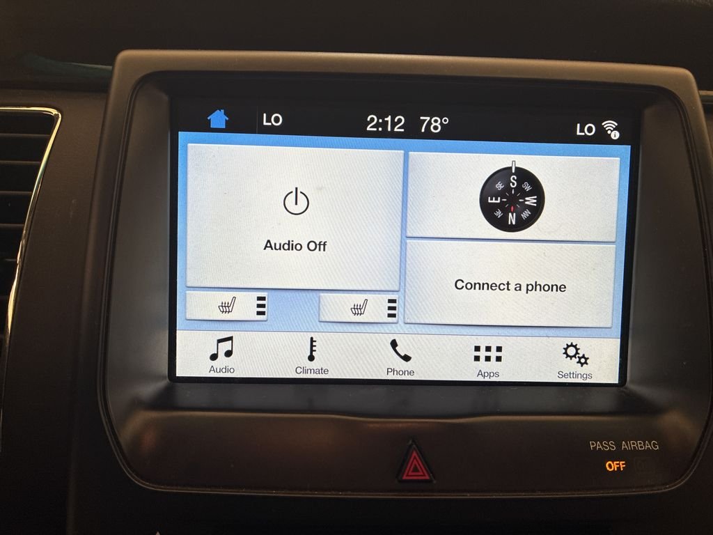 Used 2019 White Ford SEL image 15