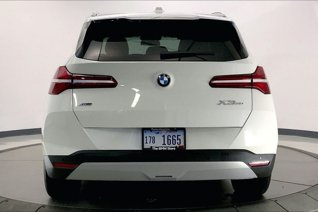 Used 2026 Alpine White BMW  image 3
