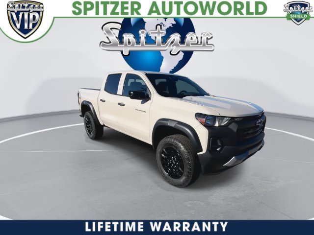 2026 Chevrolet Colorado photo 3 of 35