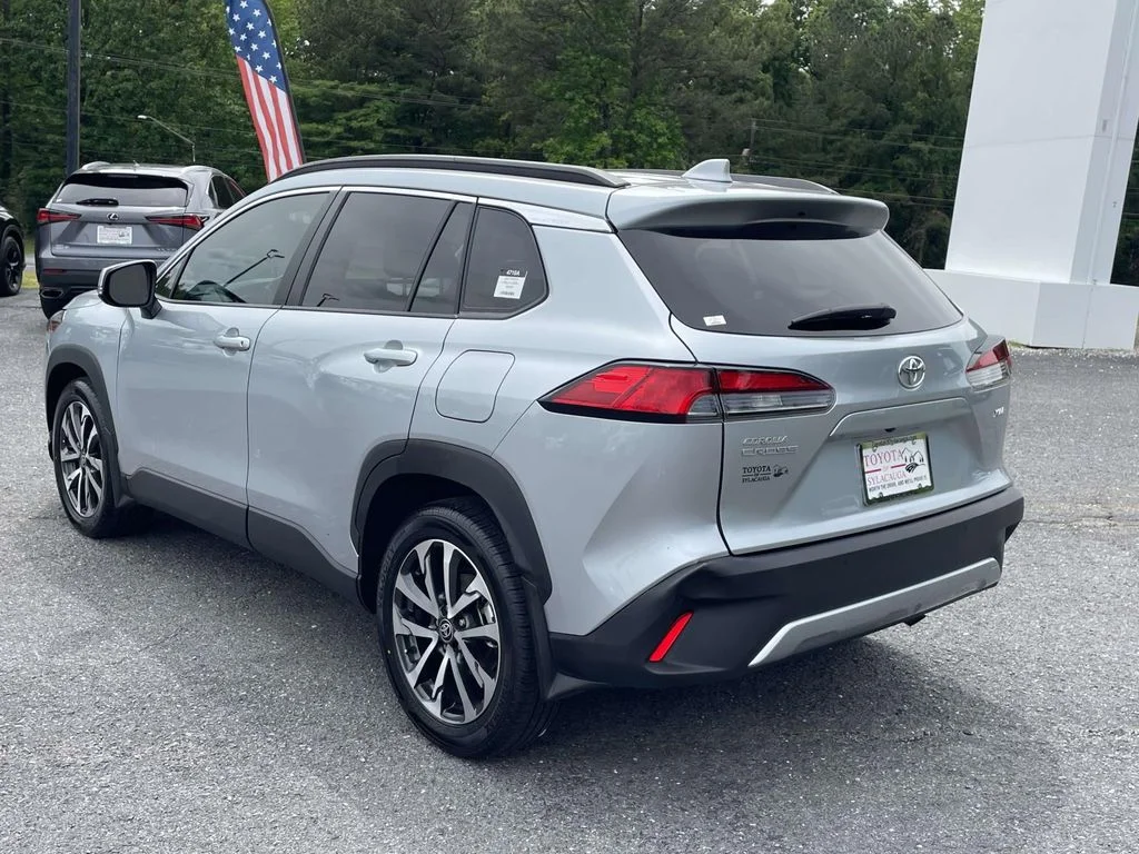 Used 2024 Sonic Silver Toyota XLE image 4