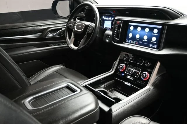 Used 2021 Black GMC Denali image 16