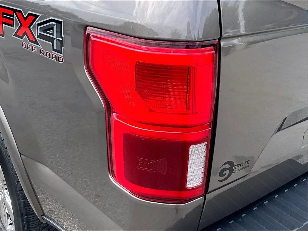 Used 2019 Gray Ford  image 32