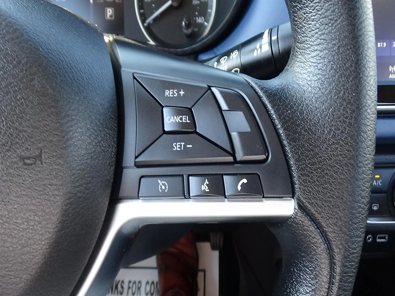 Certified Used 2025 Aspen White Tricoat (qac) Nissan SV image 19