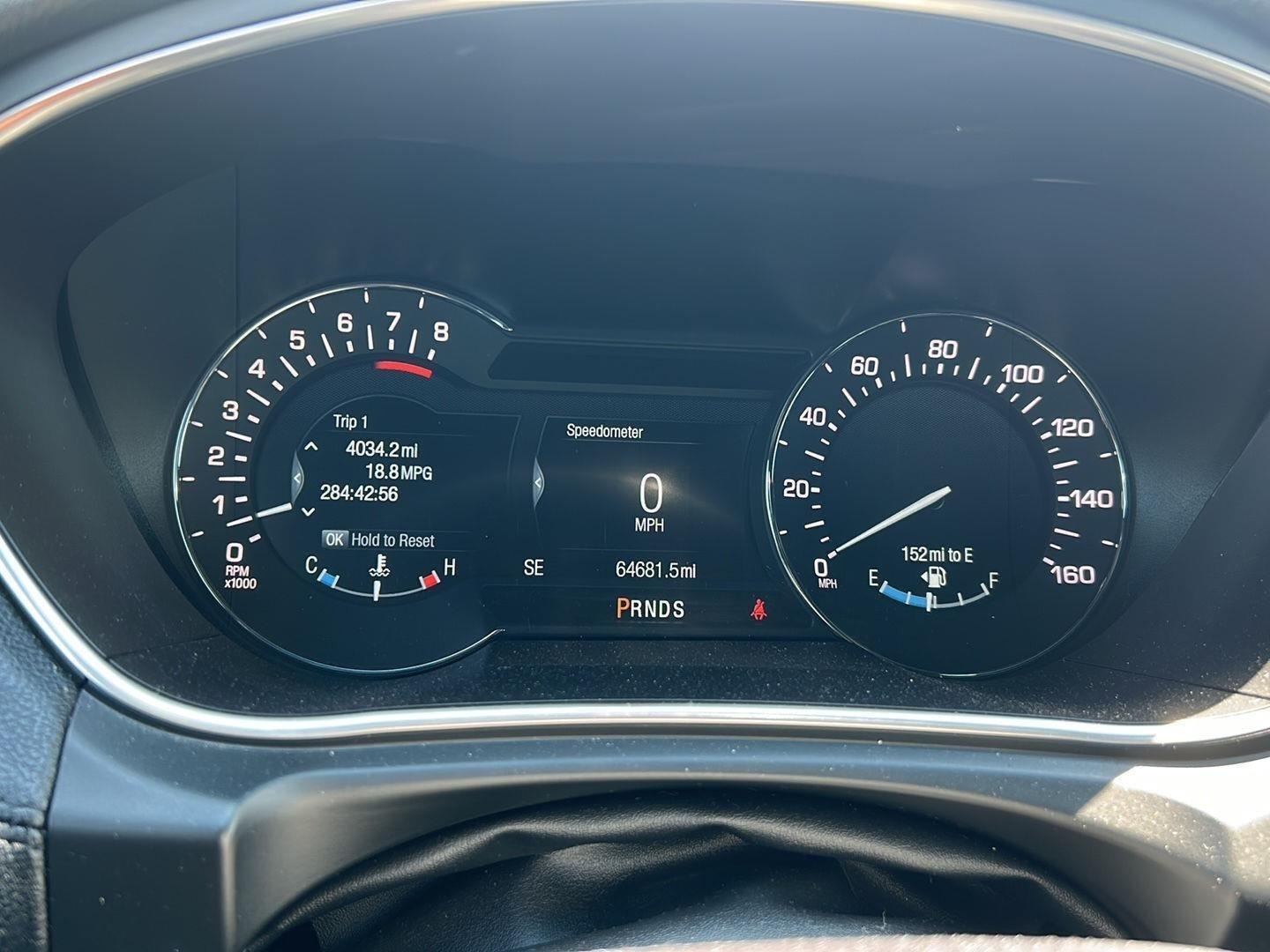 Used 2018 Magnetic Gray Metallic Lincoln Reserve image 4