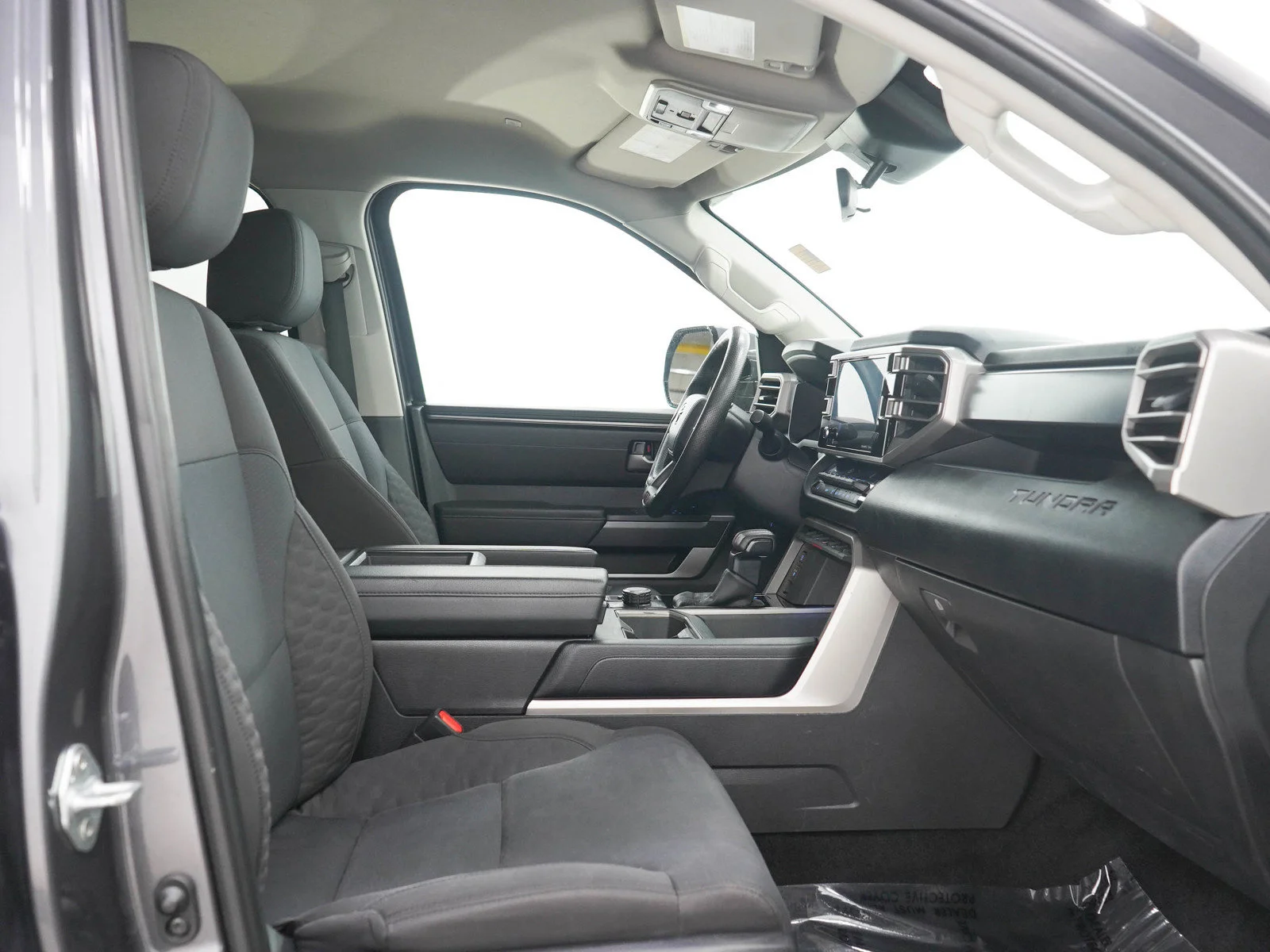 Used 2022 Gunmetal Toyota SR5 image 13