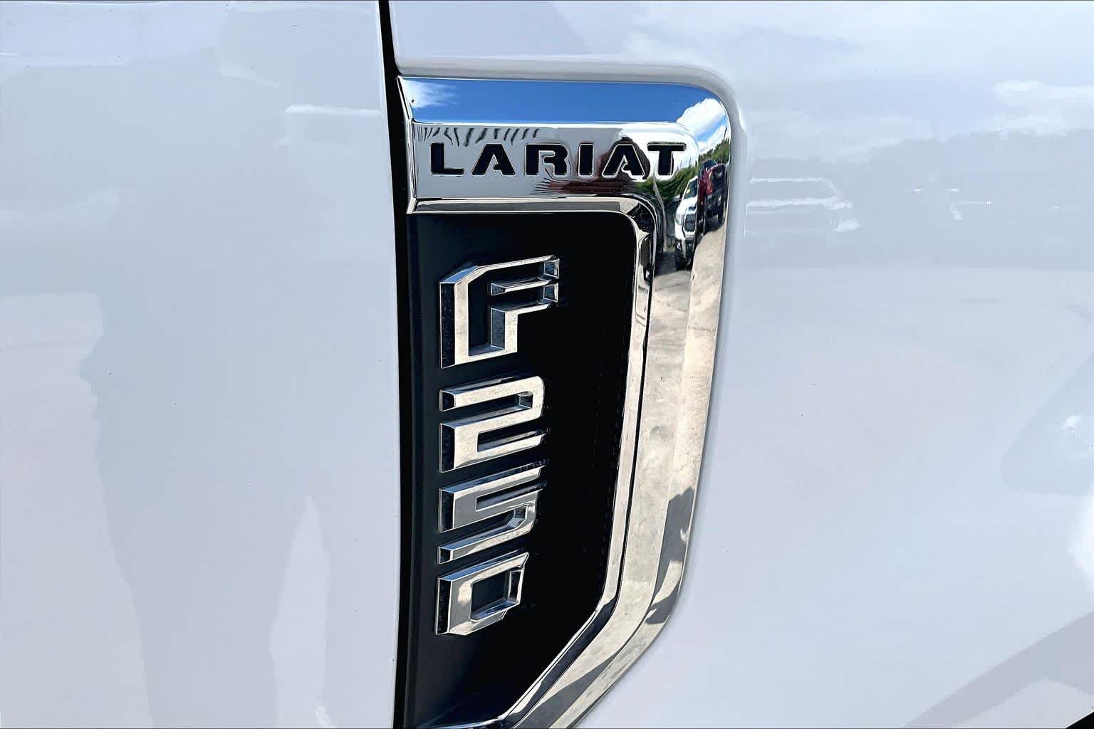 Used 2020 Oxford White Ford LARIAT image 10