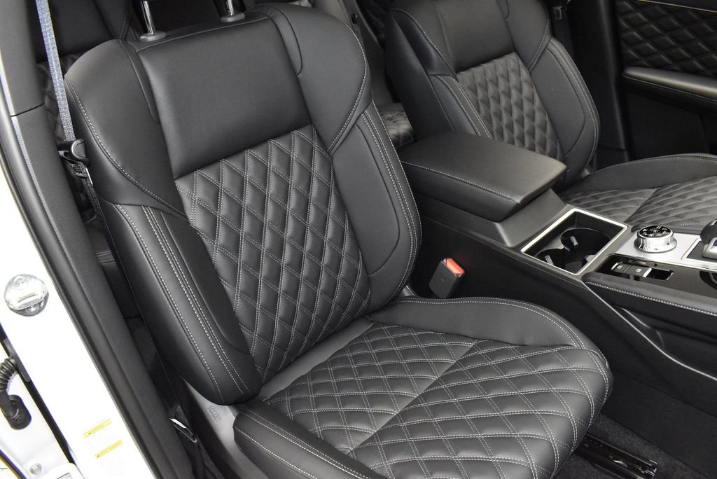 New 2026 White Nissan Platinum image 30