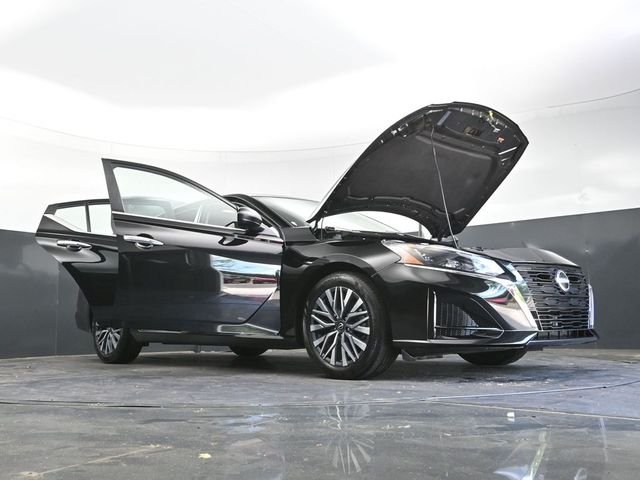 2025 Nissan Altima SV - Photo 44