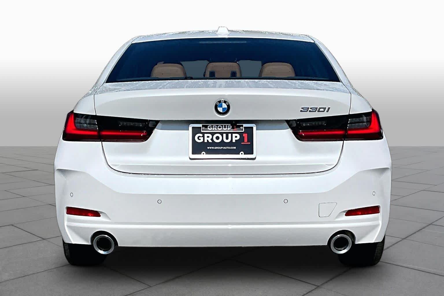 Certified Used 2025 Mineral White Metallic BMW 330i image 5