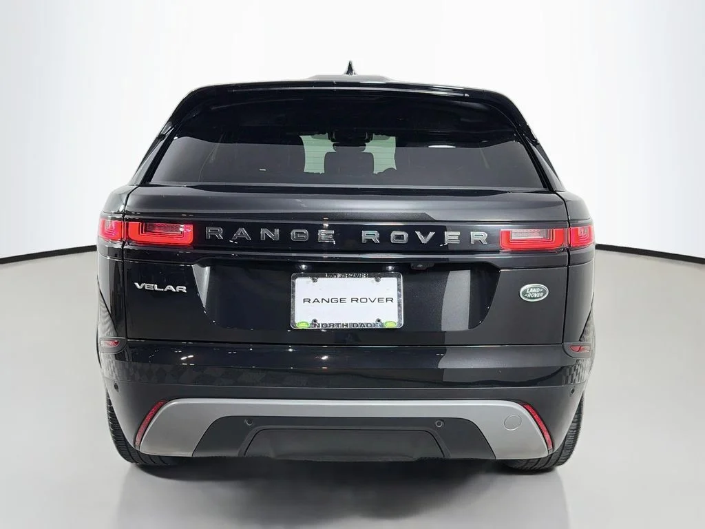 Used 2022 Black Land Rover S image 6