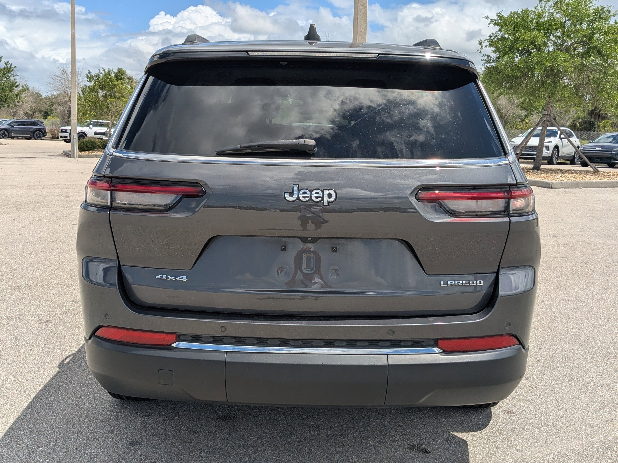 2023 Jeep Grand Cherokee L Laredo - Photo 6