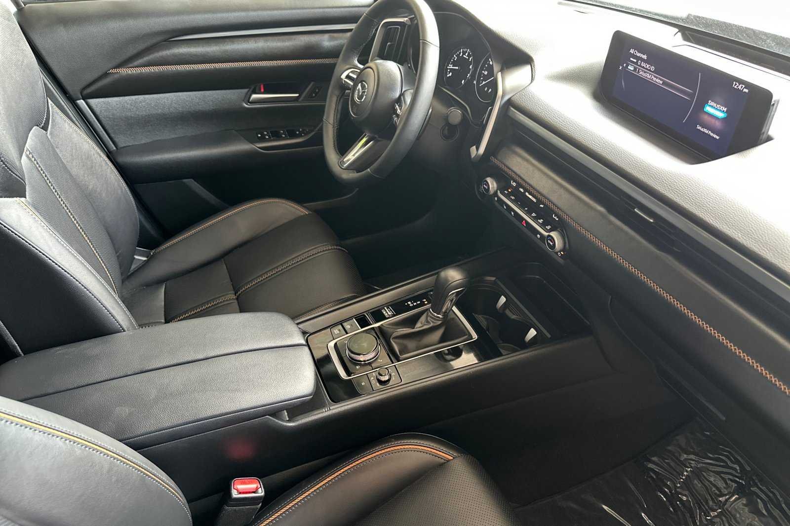 2025 Mazda CX-50 Premium - Photo 18