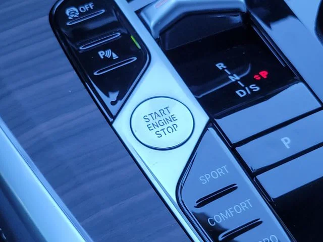 New 2026 Gray BMW xDrive40i image 21