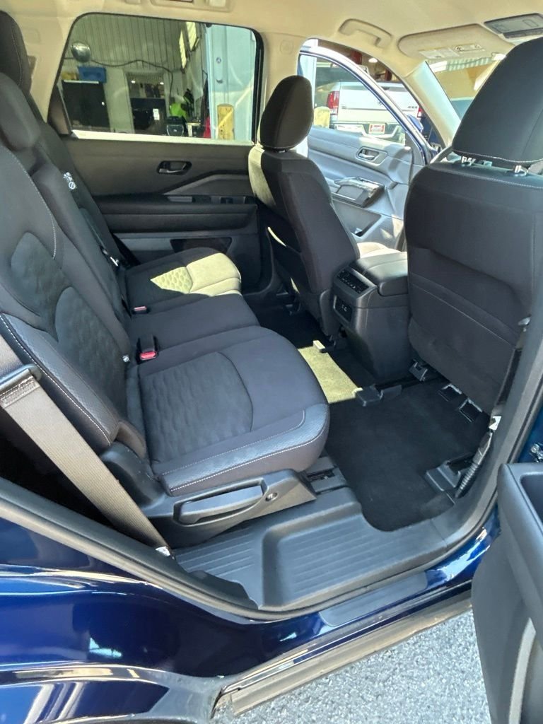 Used 2025 Blue Nissan SV image 13