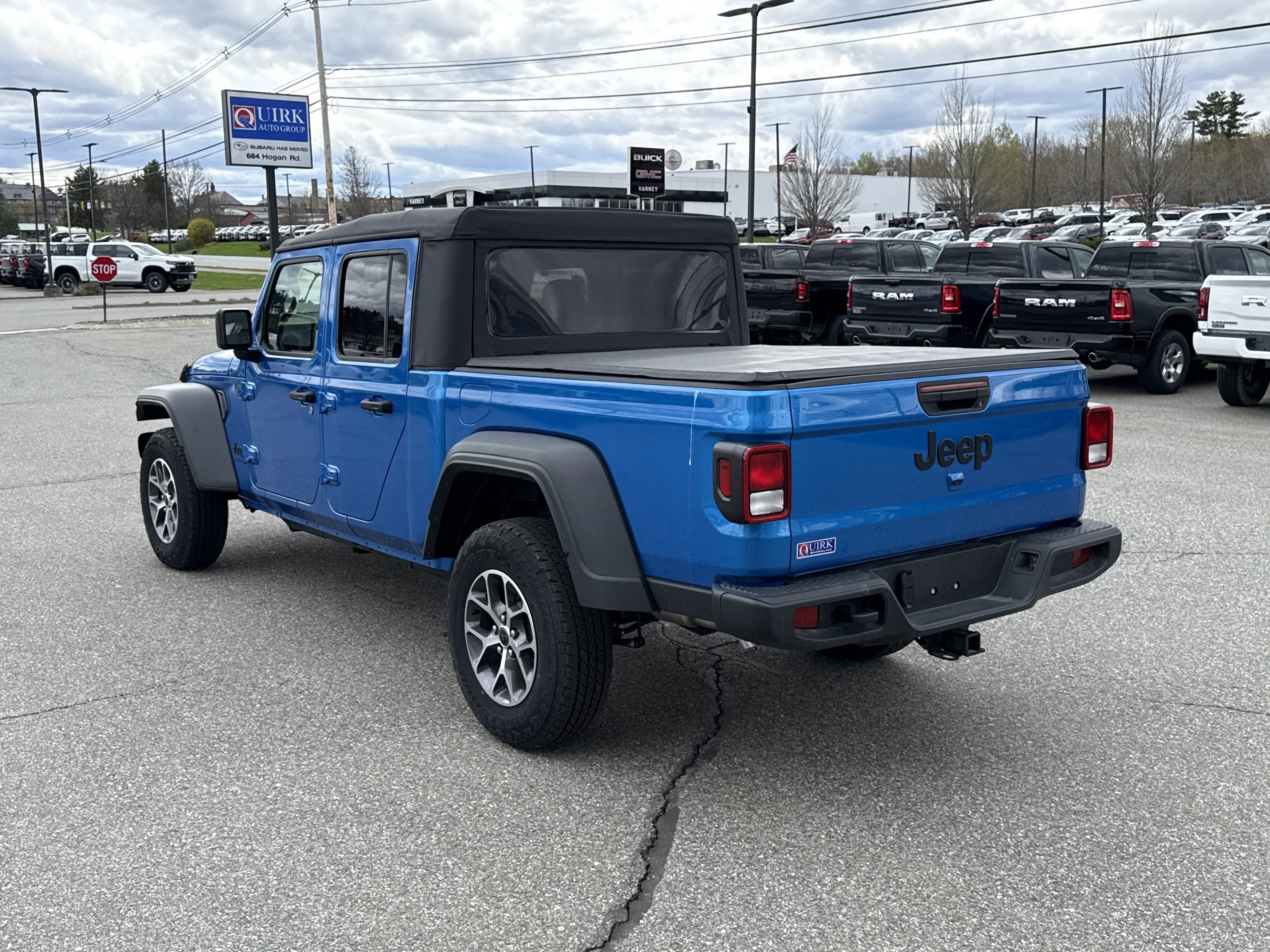 2025 Jeep Gladiator Sport S - Photo 4