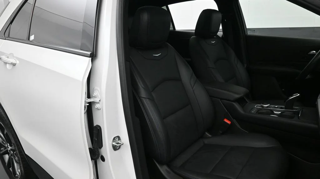 Used 2025 White Cadillac Sport image 17