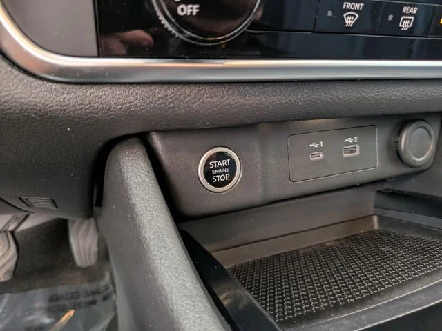 Used 2021 Gray Nissan S image 22