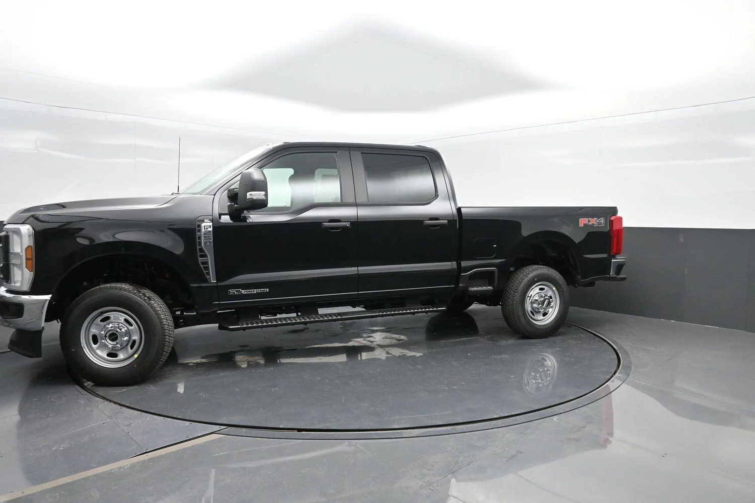 2025 Ford F-250 Super Duty XL - Photo 34