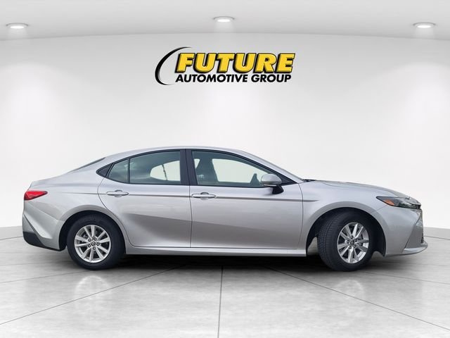 Used 2025 Silver Toyota LE image 3