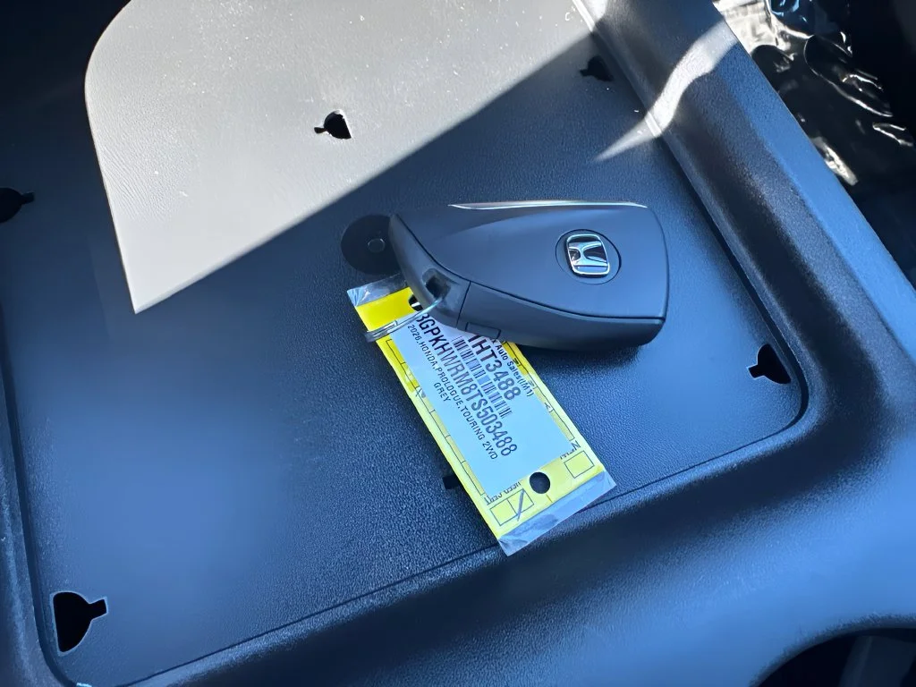 Used 2026 Gray Honda Touring image 32