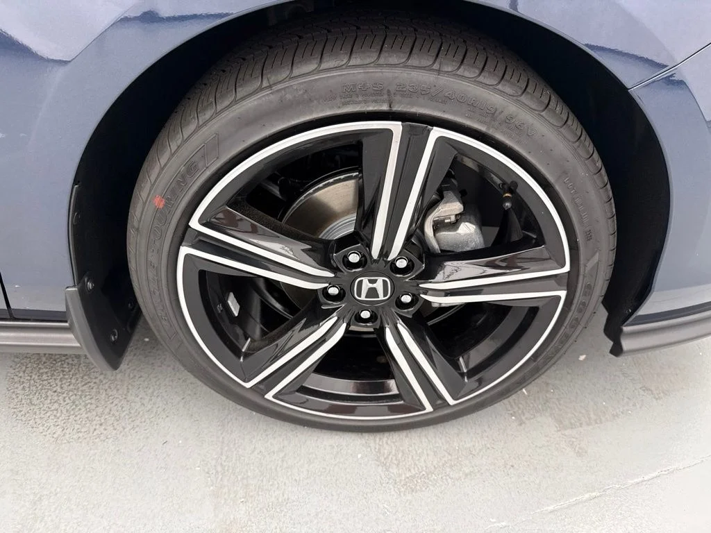 New 2026 Canyon River Blue Metallic Honda SE image 13