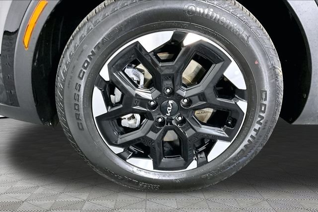 Used 2026 Black Kia S image 33