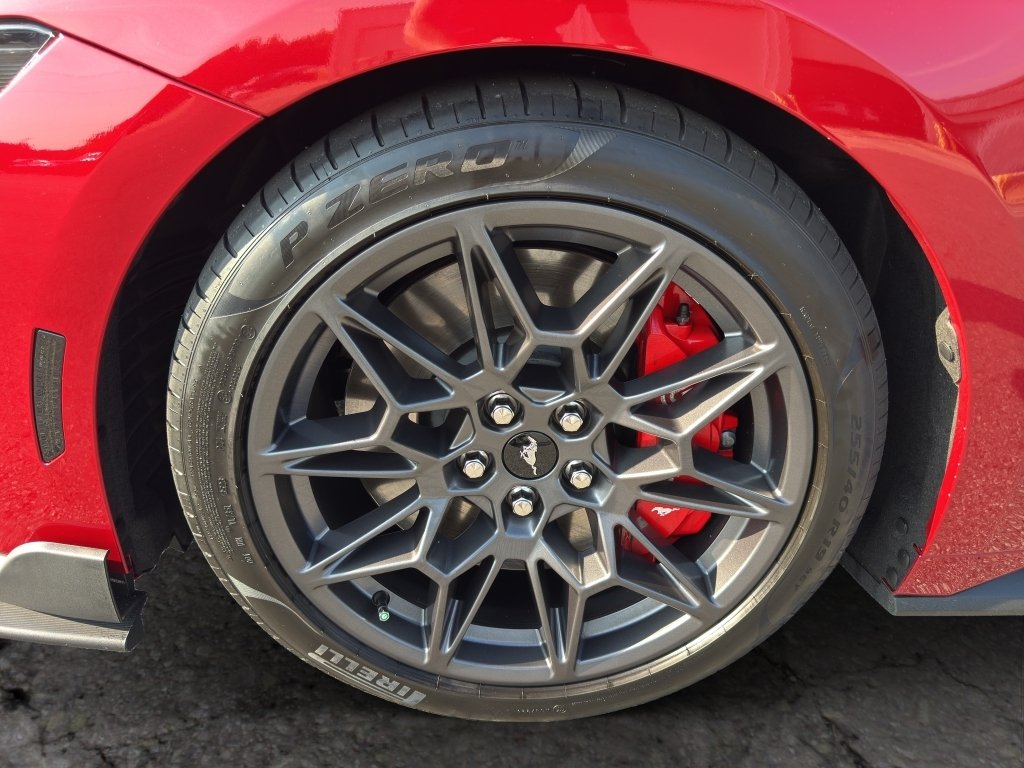 Used 2024 Rapid Red Metallic Tinted Clearcoat Ford GT Premium image 14