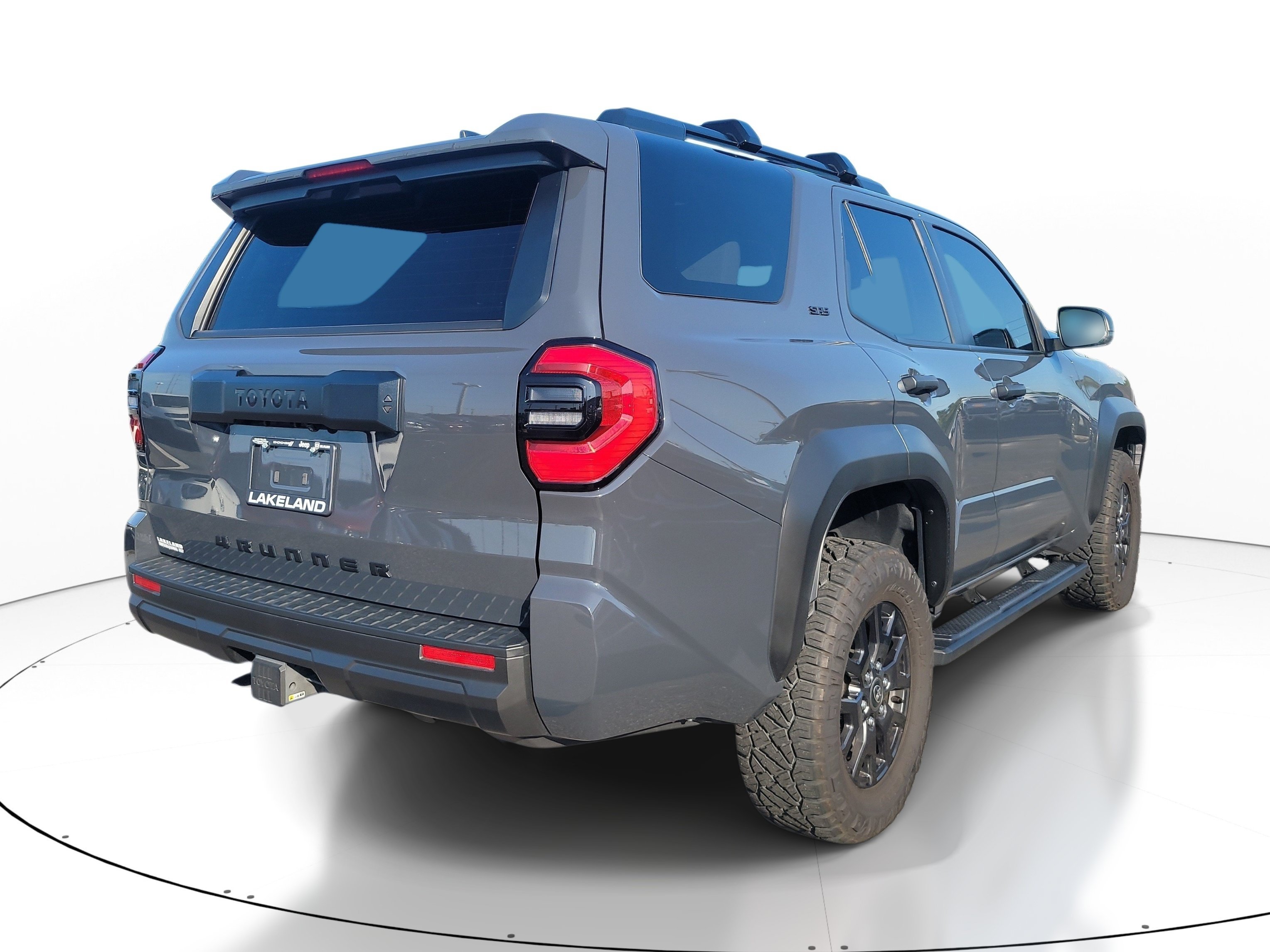 Used 2025 Underground Toyota SR5 image 4