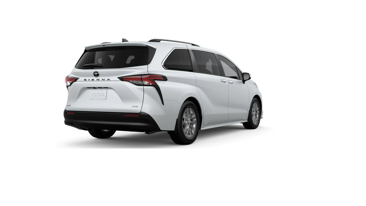New 2026 Wind Chill Pearl Toyota XLE image 31