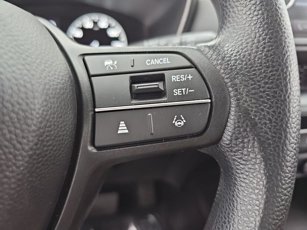2023 Honda CR-V LX - Photo 25