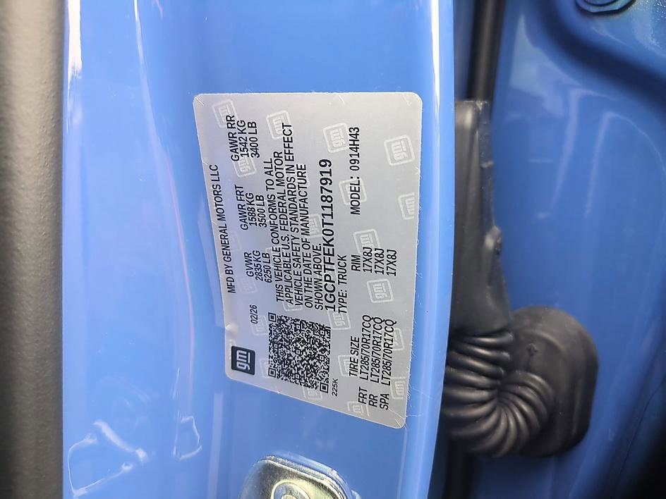 Used 2026 Reef Blue Metallic Chevrolet 4WD ZR2 image 35