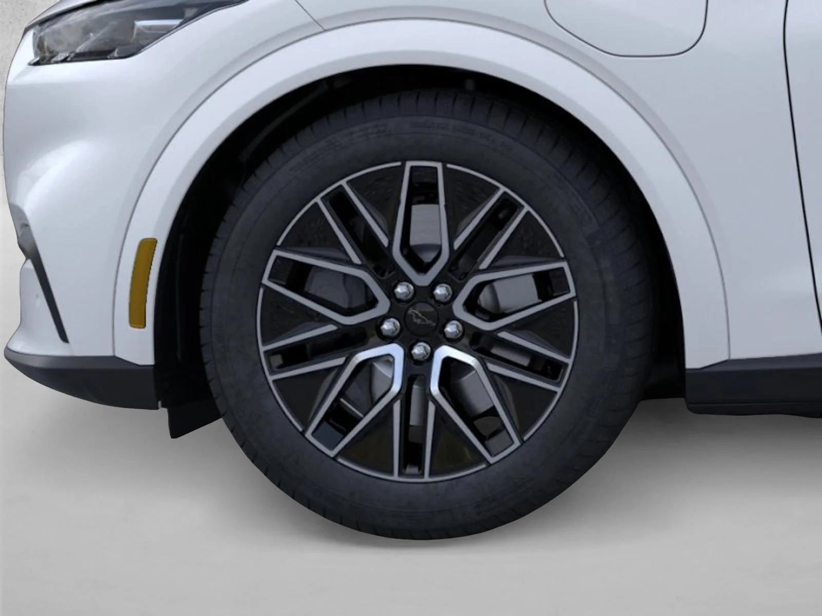 New 2026 Star White Metallic Tri-coat Ford Premium image 19