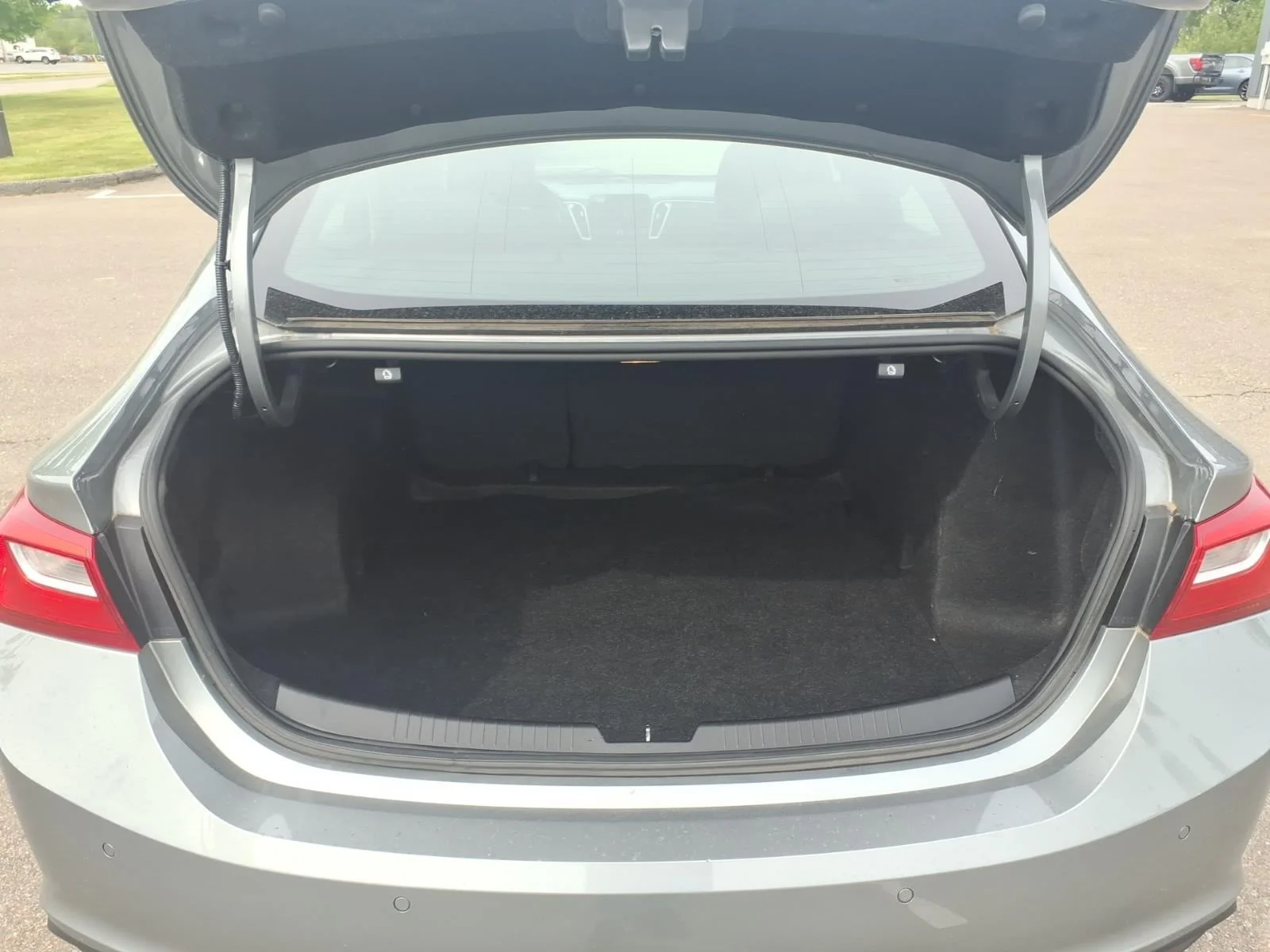 Used 2024 Sterling Gray Metallic Chevrolet LT image 9