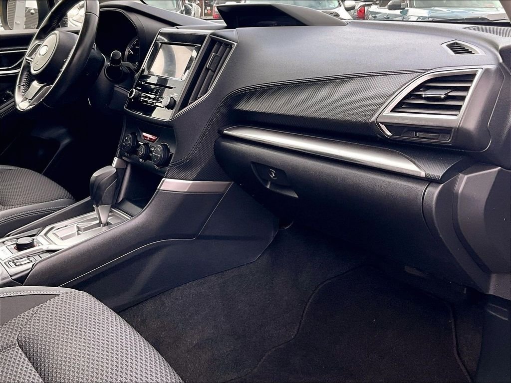 Used 2022 Crystal Black Silica Subaru Premium image 17