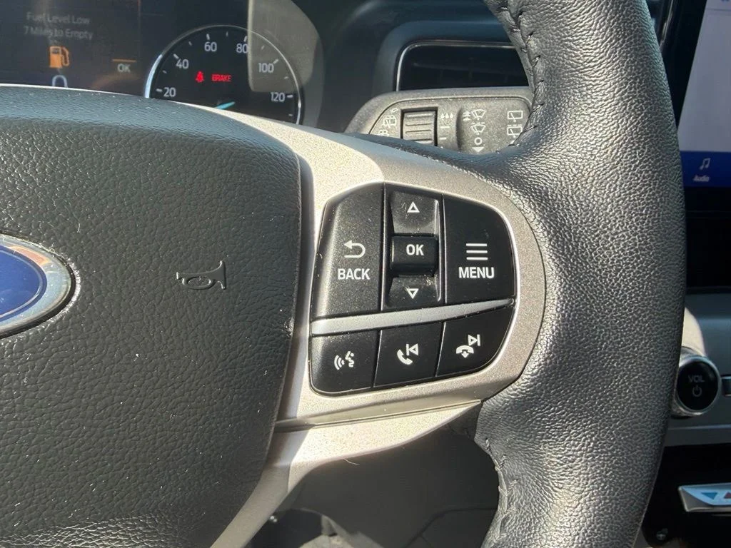 Used 2023 Gray Ford XLT image 31