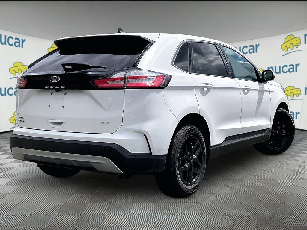 Used 2024 White Ford SEL image 6