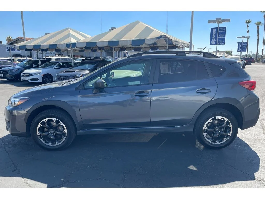 Used 2021 MAGNETITE GRAY METALLIC Subaru 5DR CVT image 2
