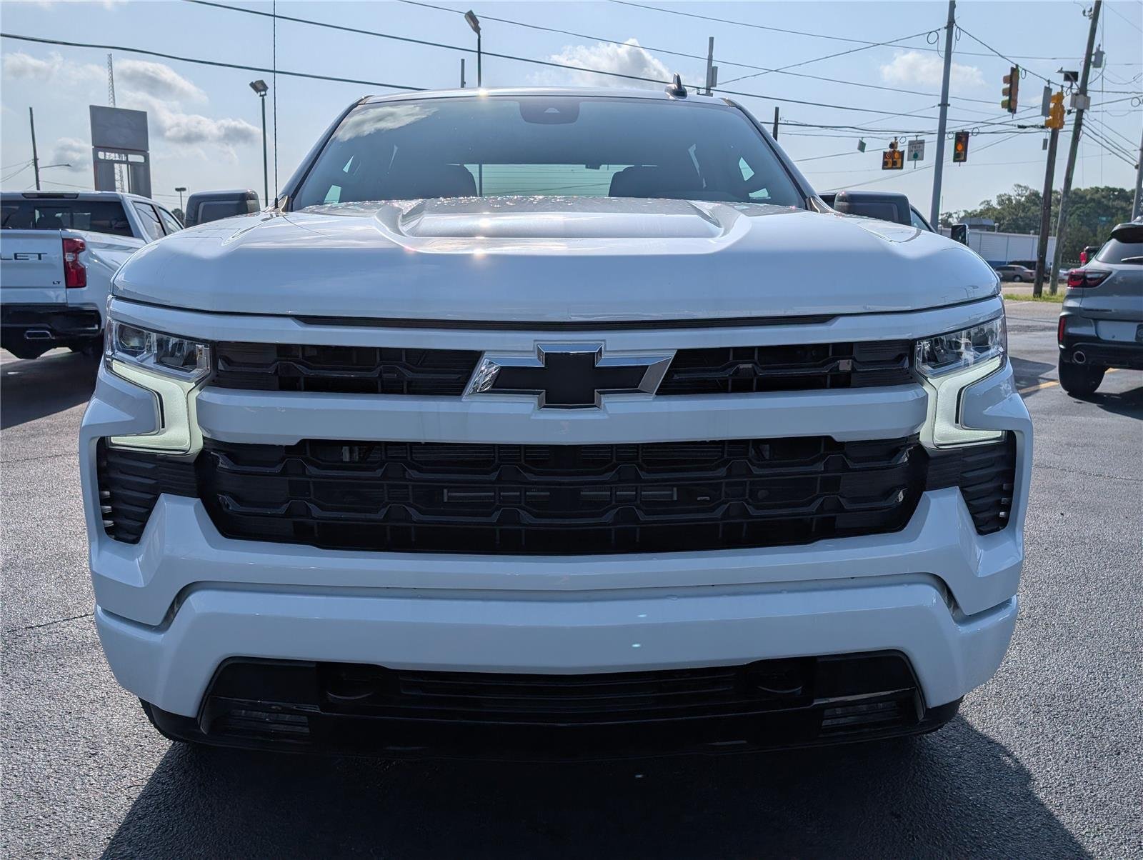 New 2026 Summit White Chevrolet RST image 8