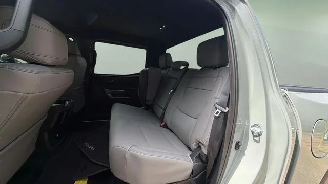 Used 2026  Toyota SR5 image 18