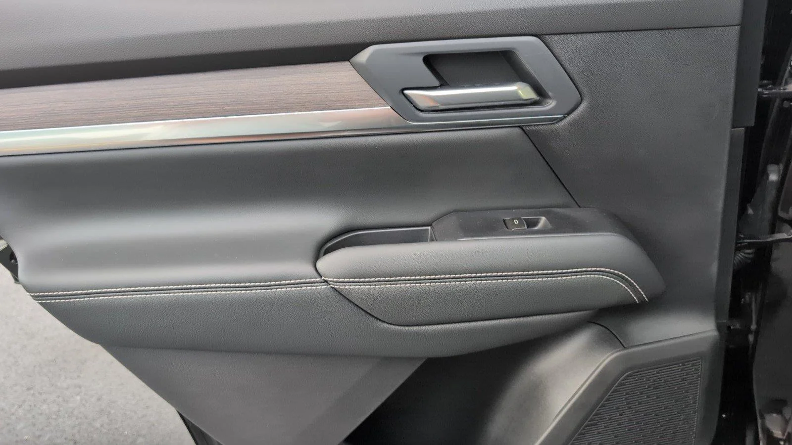 New 2026 Ebony Twilight Metallic GMC Denali image 35