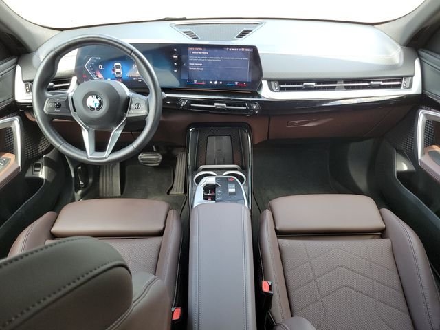 Used 2024 White BMW xDrive28i image 14