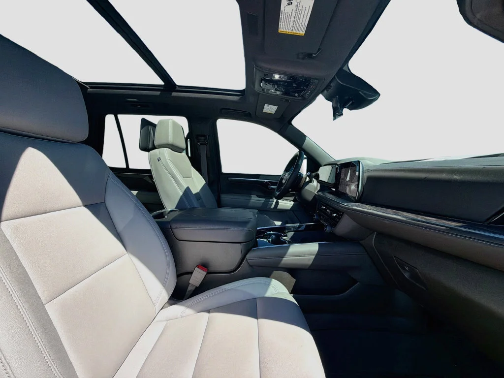 Used 2026 Gray Chevrolet Z71 image 32