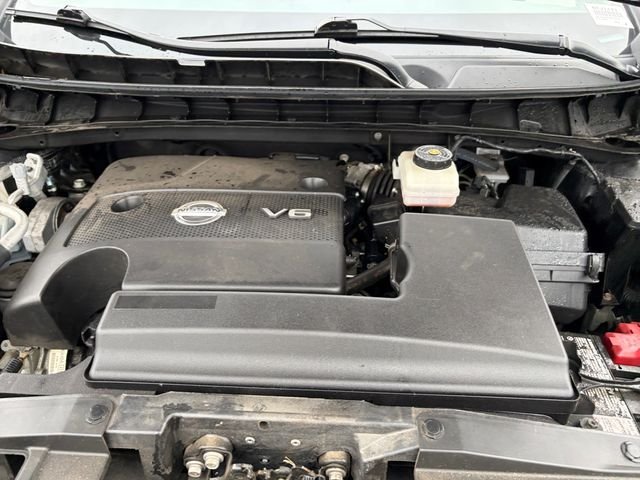 Used 2024  Nissan SV image 24