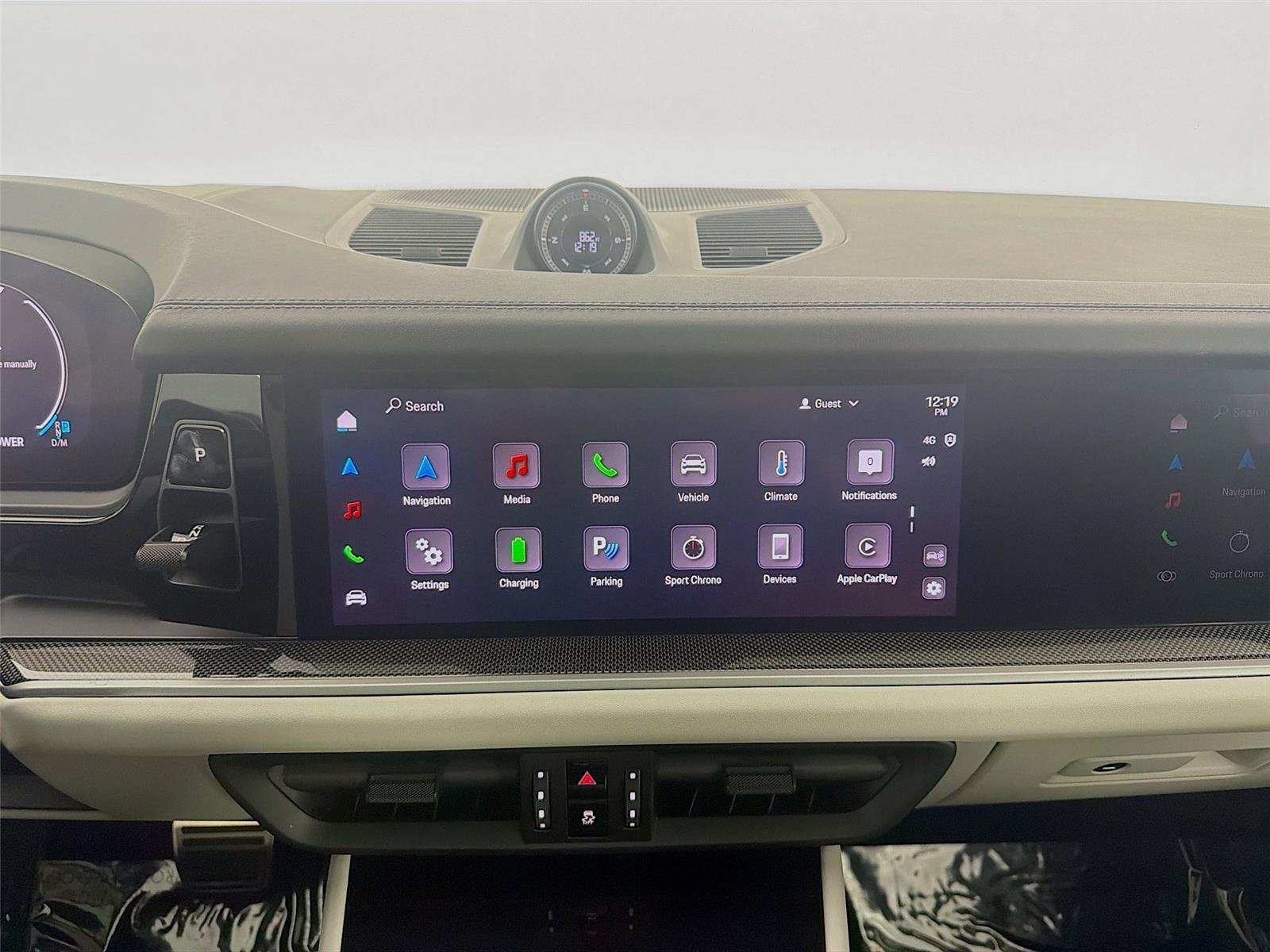 Used 2025 Chalk Porsche S E-Hybrid image 19