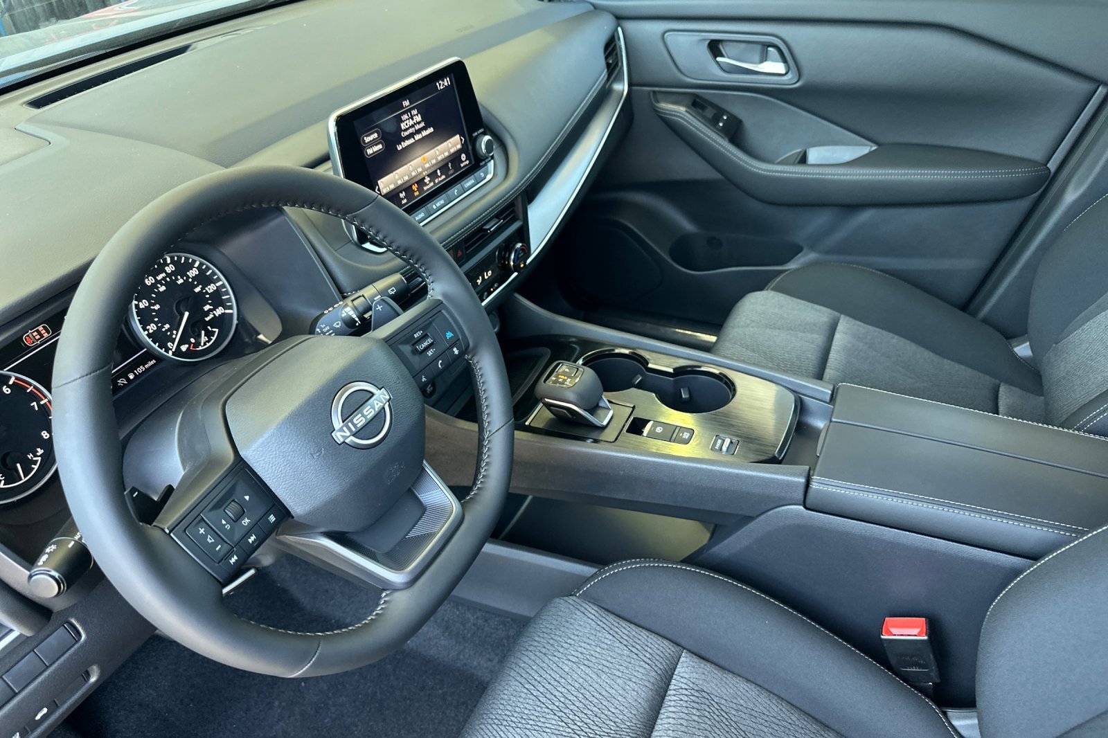 New 2026 Boulder Gray Pearl Nissan SV image 10