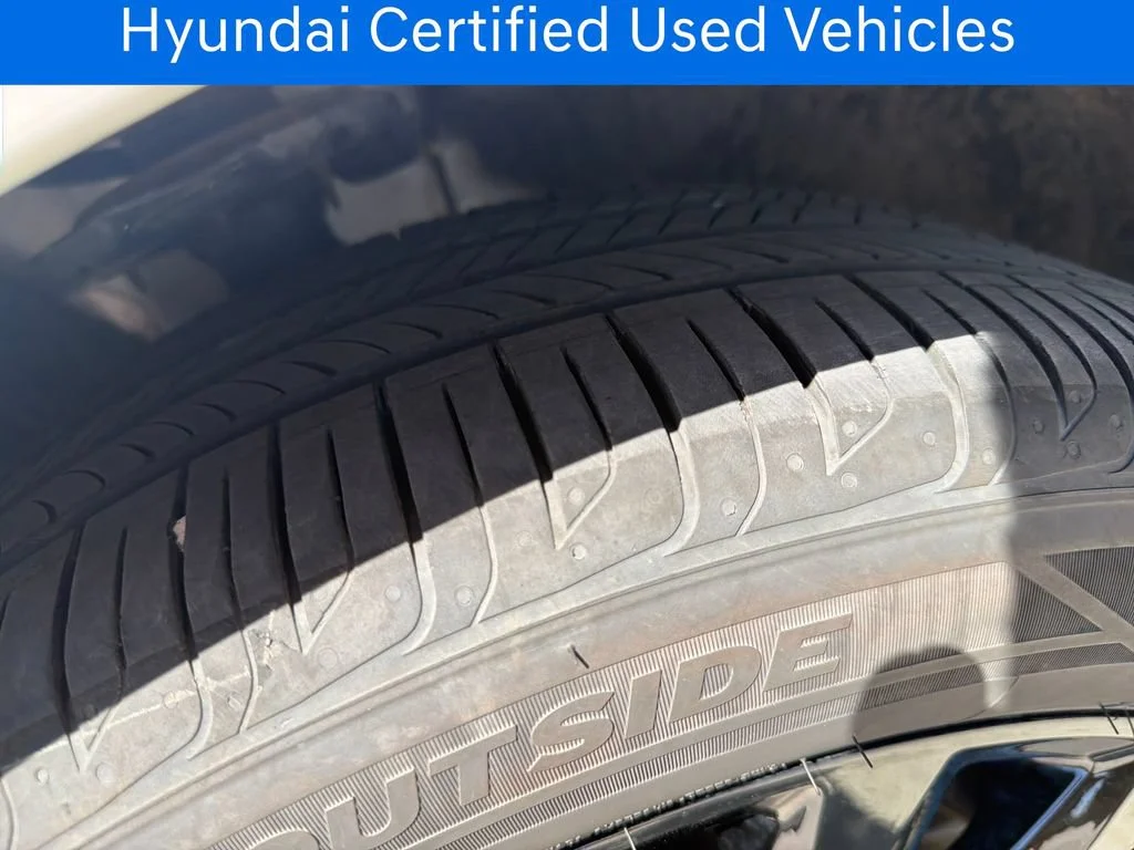Certified Pre-Owned 2025 Hyundai Palisade Calligraphy Night Edition