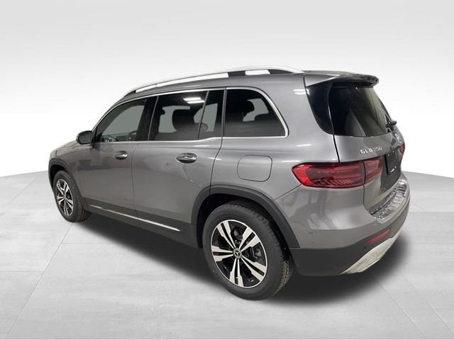 New 2026  Mercedes-Benz GLB 250 image 7