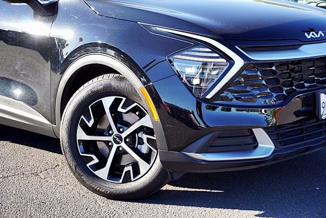 Used 2024 Black Kia EX image 3