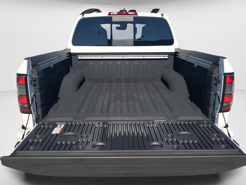 New 2026 Glacier White Nissan Crew Cab PRO-X® image 13