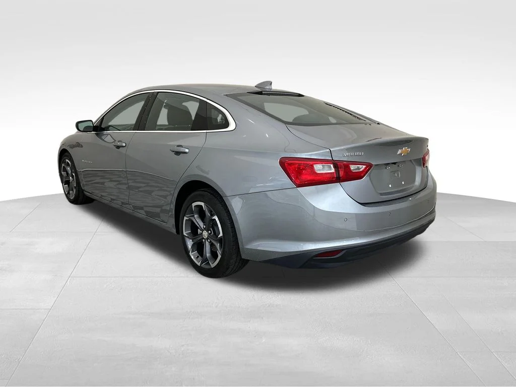 Used 2024 Gray Chevrolet LT image 3